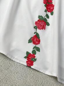 SHEIN LUNE 女士夏季新款浪漫海滩度假风连衣裙，编织花卉图案，V领收腰泡泡袖连衣裙，白色印花连衣裙 - 白色 - 查看 3