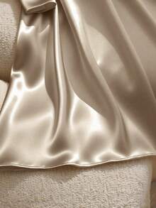 GlowEve Robe mi-longue à manches longues avec décoration en satin et ceinture - Kaki - Voir 6