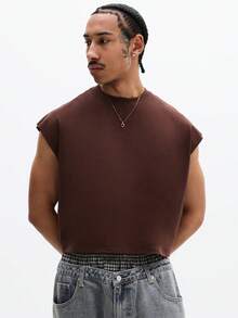 SUMWON Camiseta de tirantes con gráfico y texto impreso, cuello redondo, ajuste regular, estilo casual de verano y ropa de calle para hombre - Marrón - Ver 2