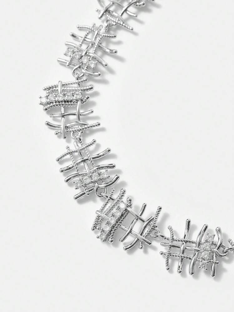 WEAVE, LINE, DIAMOND SPARKLE, NECKLACE.