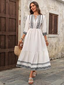 EMERY ROSE 女士休闲度假风几何印花扭结领荷叶边下摆收腰长连衣裙，春秋季 - 彩色 - 查看 3