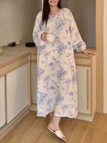 Dazy Plus 大码女式碎花系领短袖宽松长款睡裙，春夏家居服 - 藍色 - 查看 4