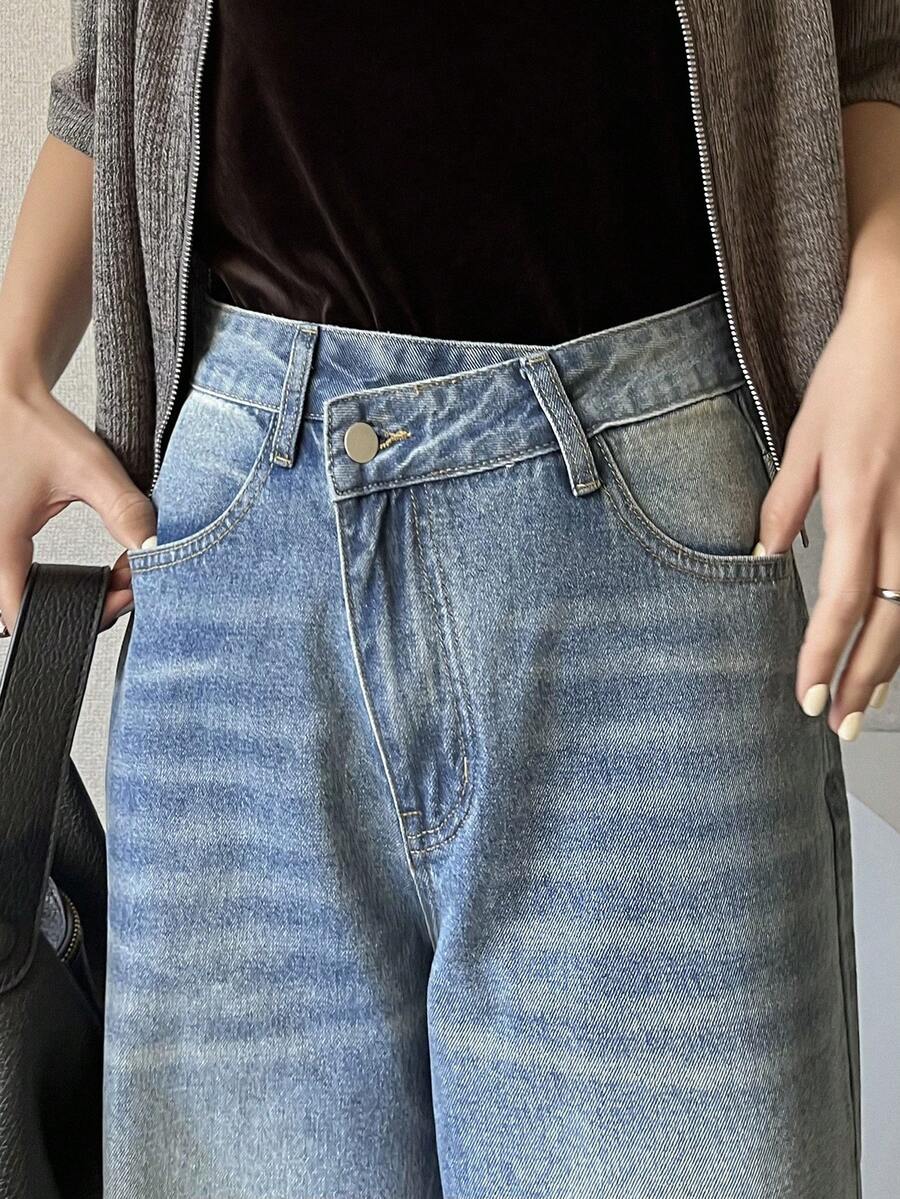 FRIFUL Women's Casual Versatile Straight-Leg Long Denim Jeans With Oblique Placket Design