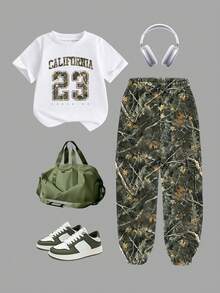 两件套男童休闲简约图案短袖圆领T恤和工装裤套装，适合夏季穿着 - 彩色 - 查看 3