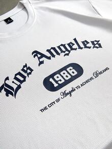Manfinity Roghcode Conjunto de camiseta masculina de estilo urbano com tecido canelado texturizado, ideal para festivais de música ao ar livre, passeios diários, encontros com amigos, presentes para namorado/marido e presentes de aniversário. - Roxo Empoeirado - Ver 2