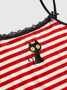 ROMWE Hippie Kamisol Renda Bergaris Bordir Kucing Hitam Ajaib Wanita - Red and White - View 3