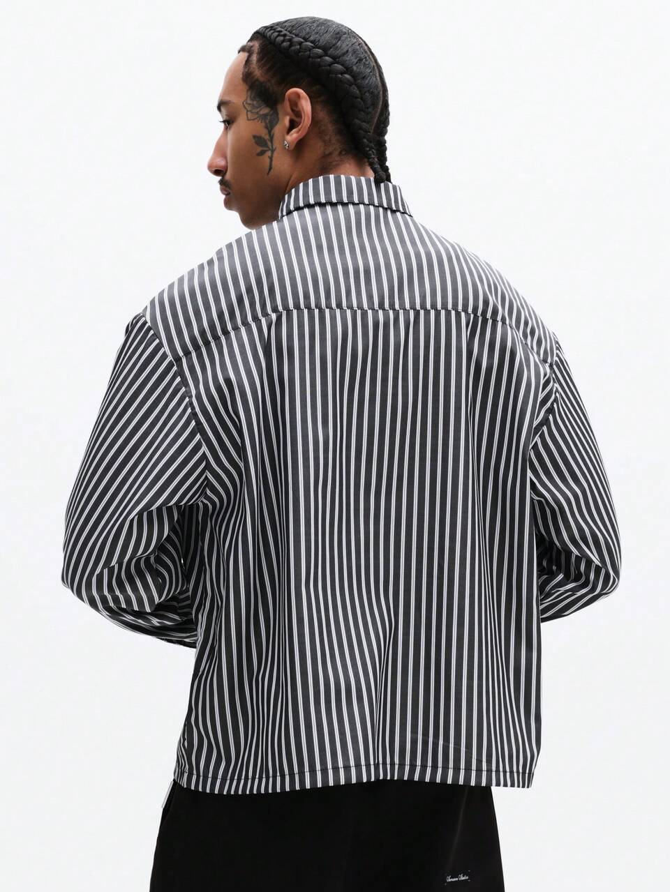 SUMWON Men's Vertical Striped Button Down Shirt With Spread Collar Long Sleeve Professional Office Work Business Formal Dress Shirt