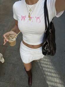 Áo thun nữ tay ngắn cổ tròn dáng ôm Aloruh phong cách tối giản, trang trí nơ, kiểu dáng Y2K, Preppy. - trắng - Xem 9