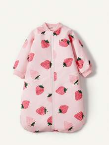 Cozy Pixies 1 pieza Saco de dormir de manga larga delgado con patrón de bordado de fresas para bebé, adecuado para uso en primavera y verano - Rosa - Ver 4