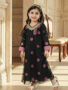 SHEIN 2pcs/Set Young Girl Geometric Print Long Sleeve Dress And Mesh Sheer Short Sleeve Dress Elegant And Adorable Two-Piece Set For Baby Girls: A Black And Purple Polka-Dot Resort Robe, An Arabian-Style Robe, And A Black Mesh Cover-Up With Gold Embroidered Lace. This Elegant And Adorable Set Is Designed Specifically For Baby Girls, Featuring Middle Eastern Patterns, And Is Suitable For Both Indoor And Outdoor Wear., Young Girls Casual Kids Jalabiya,Kids - Black - View 4