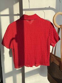 SHEIN Teen Girls Red Knit Crepe Short Sleeve Blouse, Casual Versatile Personalized Tops, Suitable For Music Festivals, Cropped Shirt Shirt For Teen Girl Red Crop Shirt Shirts For Women Summer Blouse For Teen Girls Blouses For Women Summer - Red - View 2