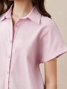 BizChic 女士基本款翻领短袖衬衫，百搭实用，适合都市通勤、办公室、商务休闲等场合，优雅女士正装上衣，时尚衬衫