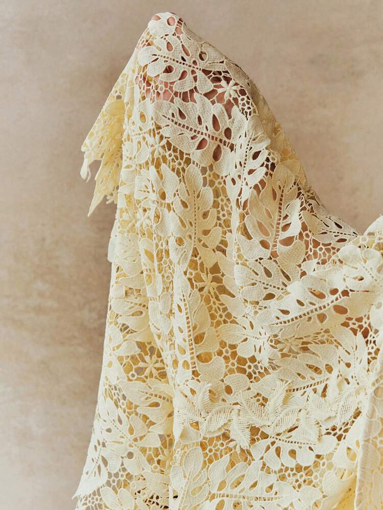 High Quality Fashion Standard Size Women's New French Romantic Lace Blouse Jacket, Oversized Lapel Leaf Floral Hollow Out Loose Asymmetric Hem Ladies Long Sleeve Coat