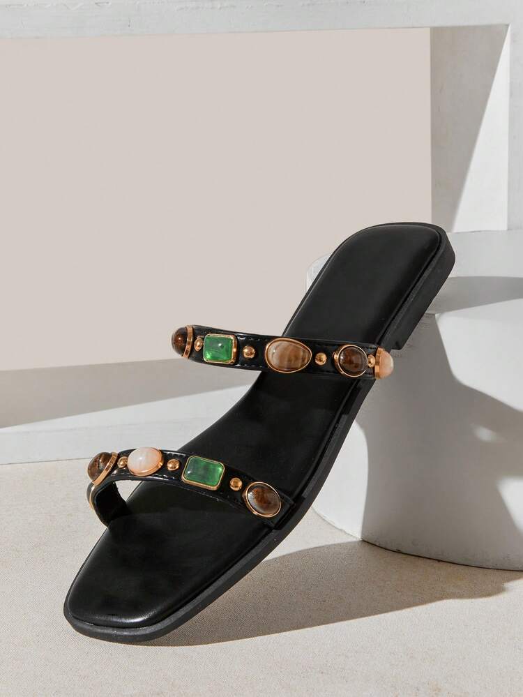 SHUZIA Sandálias Planas Minimalistas, Confortáveis e Duráveis com Tiras Duplas e Ornamentos Metálicos para Mulheres - Preto - Visão 9