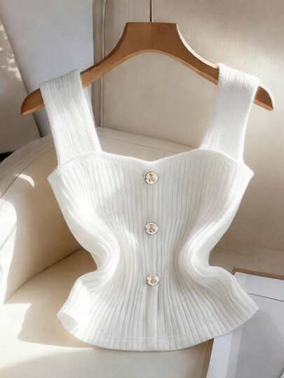 Franclia Women's Casual And Elegant White Square-Neck Backless Sleeveless Ribbed Vest, Adorned With Gold Buttons. Suitable For Everyday Wear, Vacations, Dates, Office Occasions, And Teaching Settings. A Spring Vest, Summer Top, Suitable For Weddings And Events. A Classic Women's Elegant Outfit, Perfect For Vacations And Casual Wear. White Top.Graduation Season Attire, Fashionable Casual Commuter Wear, Business Office Wear, Versatile And Stylish Everyday Casual Wear, Urban Teacher's Professional Attire