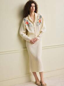 Écloséra Early Spring New Vintage Elegant Loose Beige Collar Long Sleeve Embroidered Floral Pattern Sweater Paired With Ribbed Bodycon Maxi Skirt Women 2-Piece Knit Set - Beige - View 5
