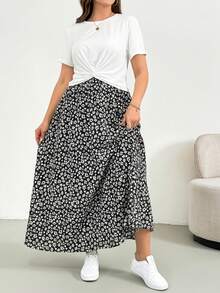 SHEIN Essnce Plus-Size Women's Summer Two Pieces Set, Short-Sleeved Set, Printed Half Skirt Two Pieces Set, Plus-Size Women's Casual And Comfortable Set, Printed Women's Clothing,Summer Outfits For Women Lounge Sets For Women Vacation Two Pieces Set 2 Piece Summer Outfit Summer Sets For Women 2 Piece Skirts Sets Two Peice Skirt Set Summer Long Skirt Sets Summer - White - View 6