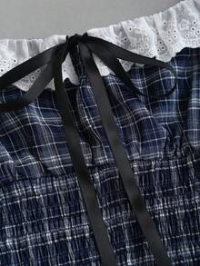 Sweetra French Sweet Lace Patchwork Square Collar Design Cuff Lace Playful Fashionable Elegant Collegiate Style Waist Cinching Slimming Minimalist Sexy Style Women Shirt - Blue and White - View 5