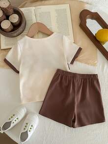 男婴拼接撞色圆领T恤套装，可爱卡通图案和字母，休闲时尚 - 彩色 - 查看 2