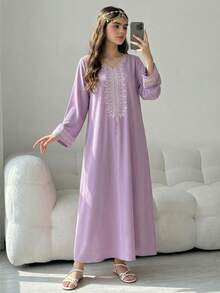 Đầm kiểu Trung Đông in hình cây cỏ dành cho bé gái tuổi teen. Thích hợp cho các buổi đi chơi, tiệc tùng và các dịp khác. Lý tưởng cho mùa thu. - Màu xanh hải quân - Xem 5