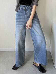 FRIFUL Women's Casual Versatile Straight-Leg Long Denim Jeans With Oblique Placket Design
