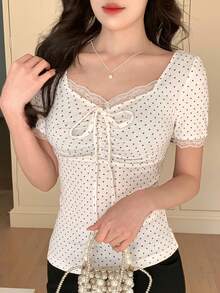 FRIFUL 女士波点印花蕾丝拼接甜心领扭结前襟短袖T恤可爱上衣夏季 - 白色 - 查看 7