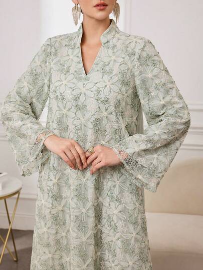 Al Najma 女士新款优雅连衣裙，采用纹理花卉刺绣网纱面料，花卉饰边V领，喇叭袖，长款阿拉伯风格