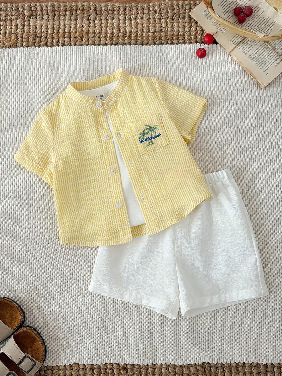 SHEIN Bộ đồ hè cho bé trai gồm áo sơ mi cổ bẻ kẻ sọc vàng và quần short trắng, trang phục thường ngày, phù hợp đi nghỉ mát. - Nhiều màu - Xem 1