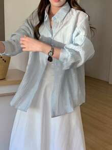 DAZY Áo sơ mi nữ dáng rộng, thêu hoa, kiểu dáng nghỉ dưỡng, cổ bẻ, tay dài. - Màu xanh lam - Xem 3