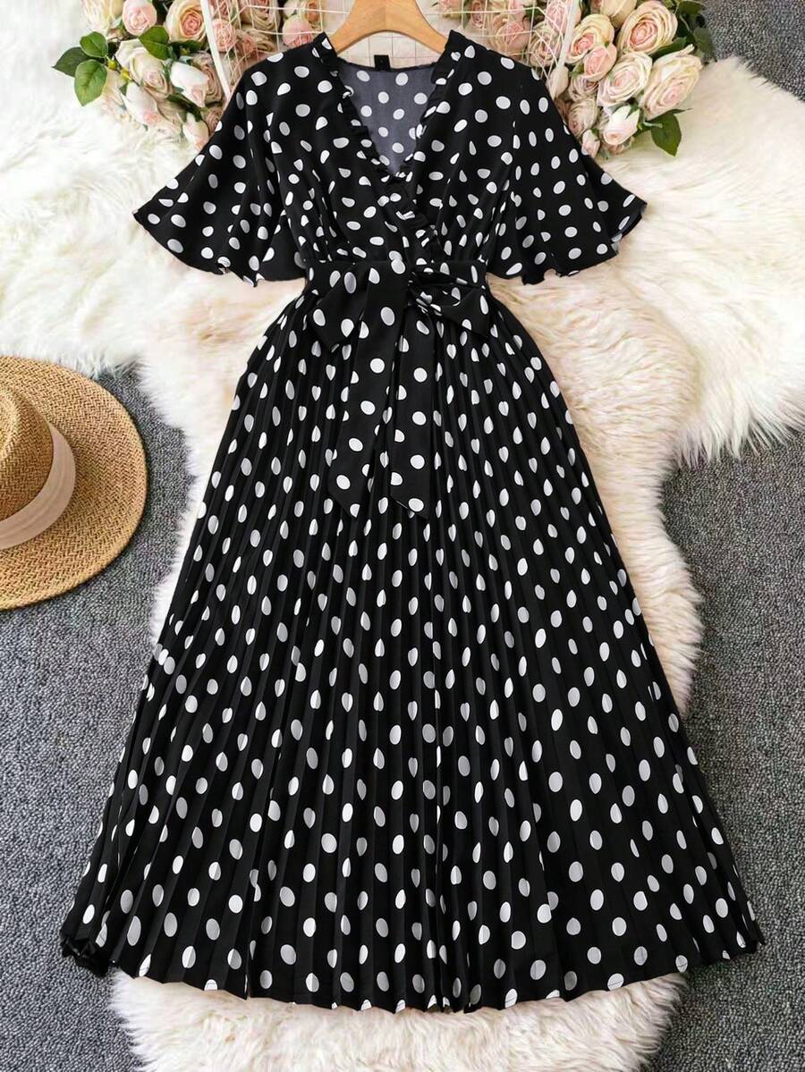 Franclia Plus Size Polka Dot Ruffle Hem Tie-Waist Dress - Black and White - View 1