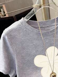 Resyla Women's Fitted Short Sleeve T-Shirt With White Ink Print - Grey - View 3