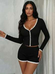 Glamine 女士V领蕾丝边单排扣上衣和短裤两件套 - 黑色 - 查看 3