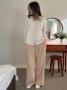 DAZY 女士抓绒面料字母印花撞色滚边睡衣套装，秋冬款 - 杏色 - 查看 3