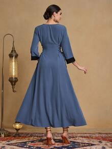 Al Najma Women's Solid Color Casual Fashionable Minimalist Contrast Color Patchwork Tie Waist A-Line Arabic Style Dress - Navy Blue - View 2