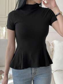 DAZY 女士圆领修身短袖荷叶边下摆优雅休闲T恤 - 黑色 - 查看 5