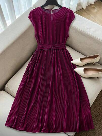 SHEIN LUNE Vestido midi de mujer talla grande de unicolor elegante con pliegues y cintura fruncida