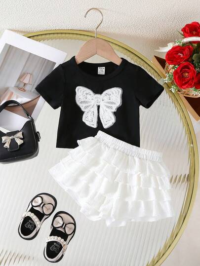 SHEIN 2pcs Baby Girl Cute Knitted Bow Decor Short Sleeve Top And Shorts Set