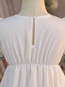 SHEIN Young Girls' White Print Waist Cinched Dress, Cute Puff Sleeves, Suitable For Party, Holiday, Daily, Vacation, Casual & Versatile - White - View 3