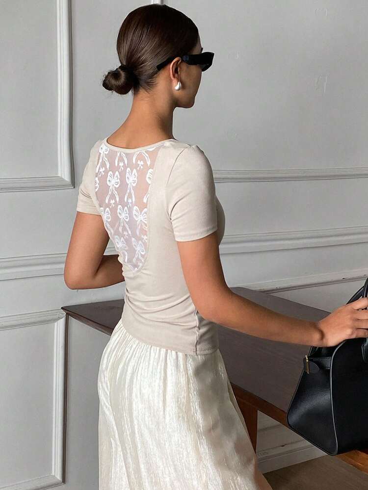 Women's Contrast Lace Fitted Short Sleeve Round Neck Elegant Undershirt Top, Spring/Autumn