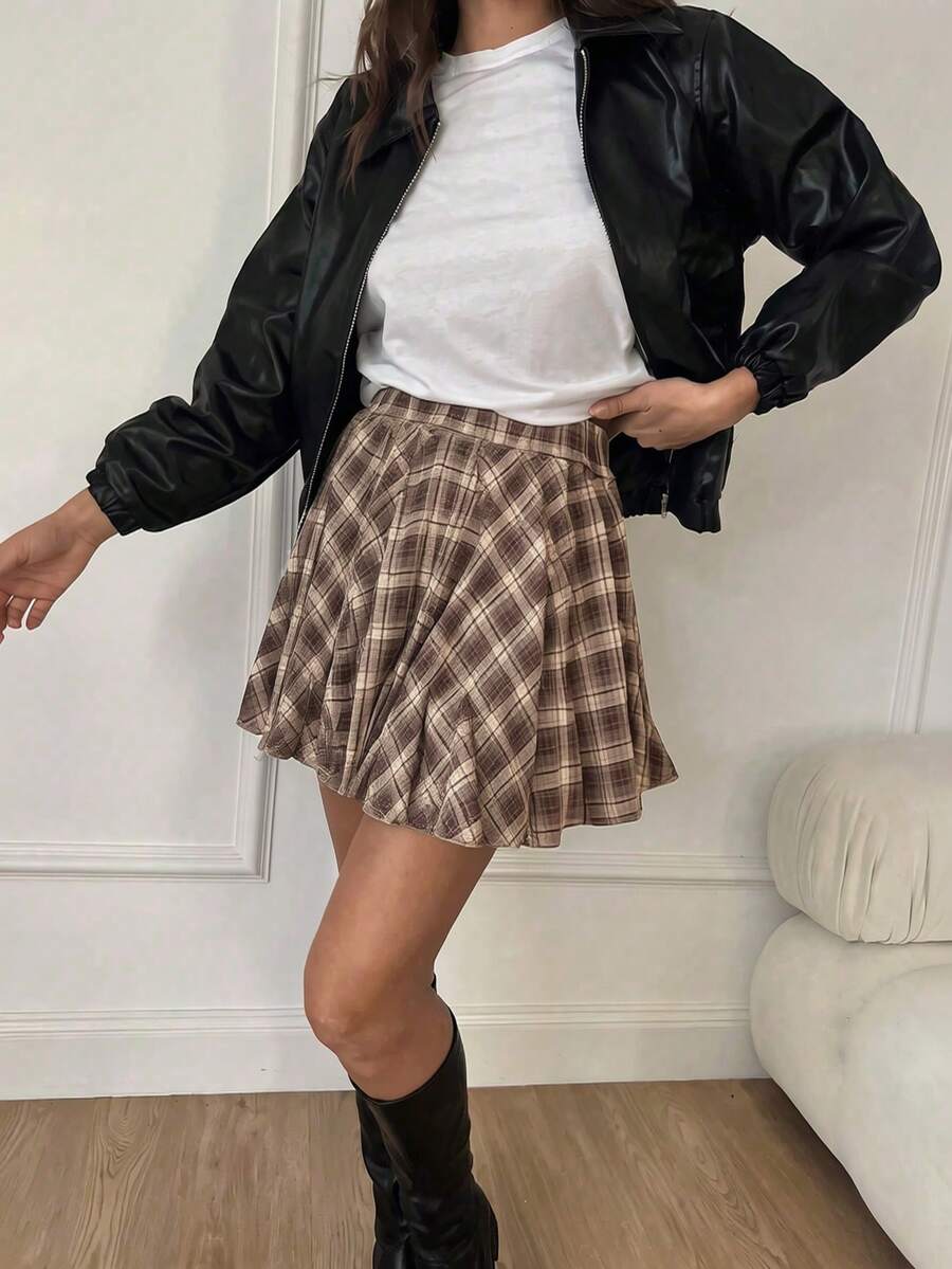 Siren Gaze Jupe mini noire à volants, jupe plissée taille haute, jupe noire sexy, mini-jupe noire. Jupe courte pour bal de promo, vêtements d'automne, mini-jupe, tenue de concert pour femmes - Tabac - Voir 1