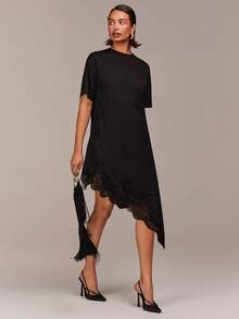 COSMINA 圆领短袖T恤裙，不对称下摆饰有蕾丝花边，独特T恤，时尚单品，夏季女式T恤，黑色T恤，休闲女式T恤 - 黑色 - 查看 2