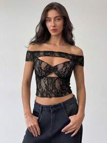 Aloruh New Spring/Summer Black Elegant Sexy Y2K Music Festival Party Off-Shoulder Lace Sheer Cutout Bow Sheer Top - Black - View 5