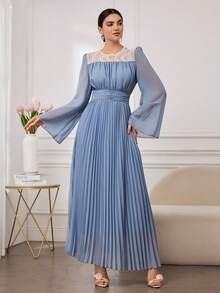 Al Najma Vestido largo de mujer con cuello redondo y parches de encaje - Neblina azul - Ver 6