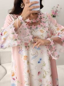 Yasmyna 印花宽松长款上衣，双层蕾丝和网纱拼接 - 彩色 - 查看 3