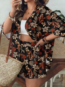 SHEIN VCAY Bộ đồ nữ cỡ lớn dáng rộng, in họa tiết lá và hoa cổ điển, gồm 2 món: áo và quần short, thích hợp cho kỳ nghỉ hè. - Nhiều màu - Xem 5