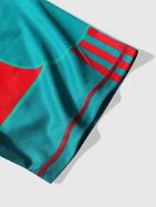 ROMWE MEN Prep Men's Round Neck Raglan Sleeve Casual Breathable Football Graphic Short Sleeve T-Shirt - Green - View 3