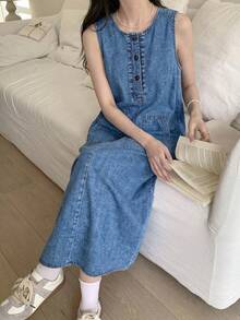 SHEIN Vestido vaquero azul oscuro de ajuste holgado sin mangas para adolescentes - Lavado ligero - Ver 1
