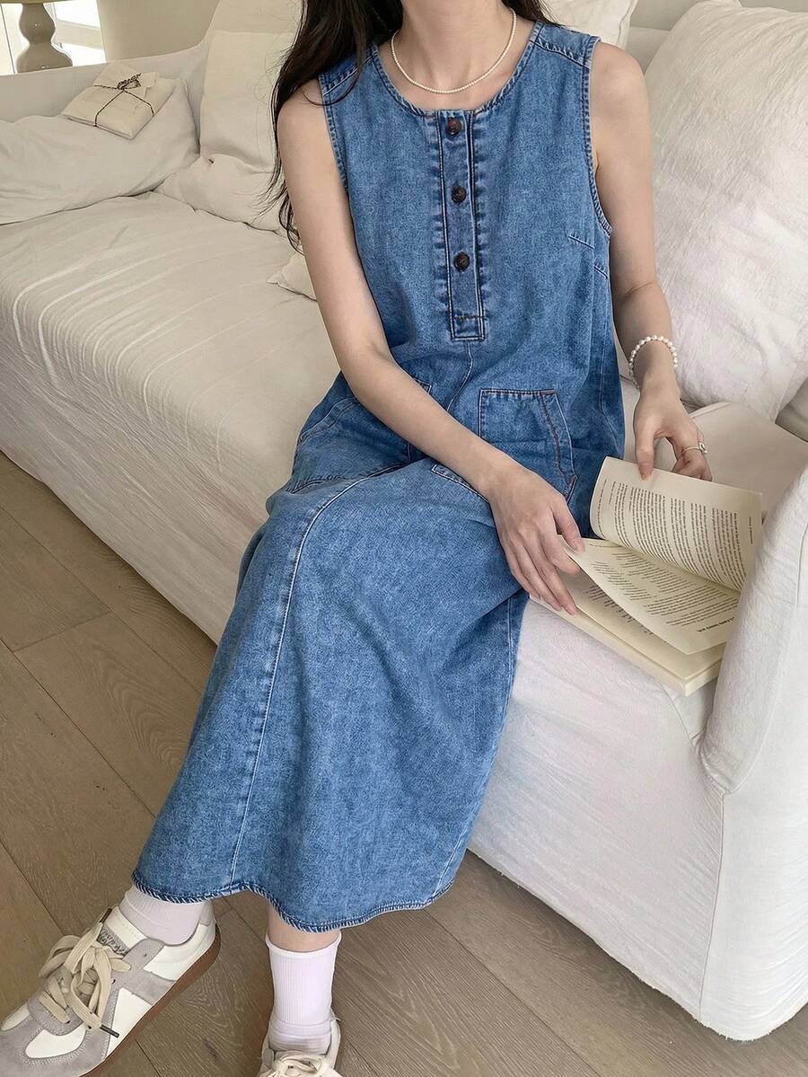 SHEIN Vestido vaquero azul oscuro de ajuste holgado sin mangas para adolescentes - Lavado ligero - Ver 1