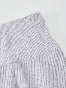 少女粉色宽松泡泡袖上衣和裙子套装，时尚百搭，适合秋冬季返校穿着 - 淺灰色 - 查看 5