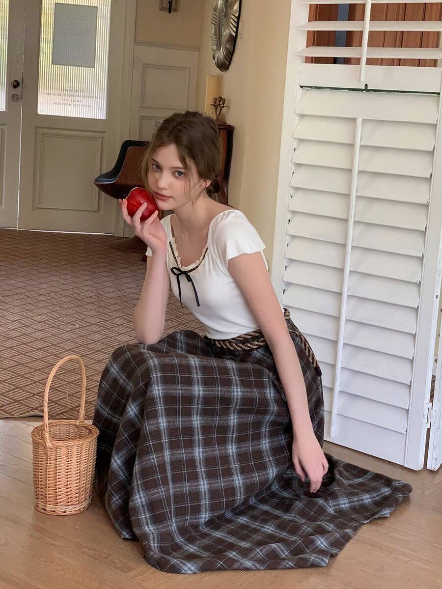 DAZY 少女格子印花不对称下摆休闲裙 - 棕色 - 查看 1